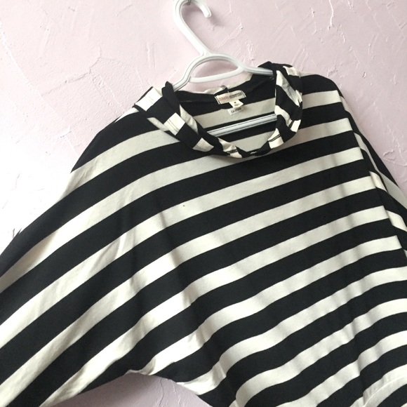3/4 Sleeve Striped Lightweight Summer Tee Hoodie - Picture 2 of 5